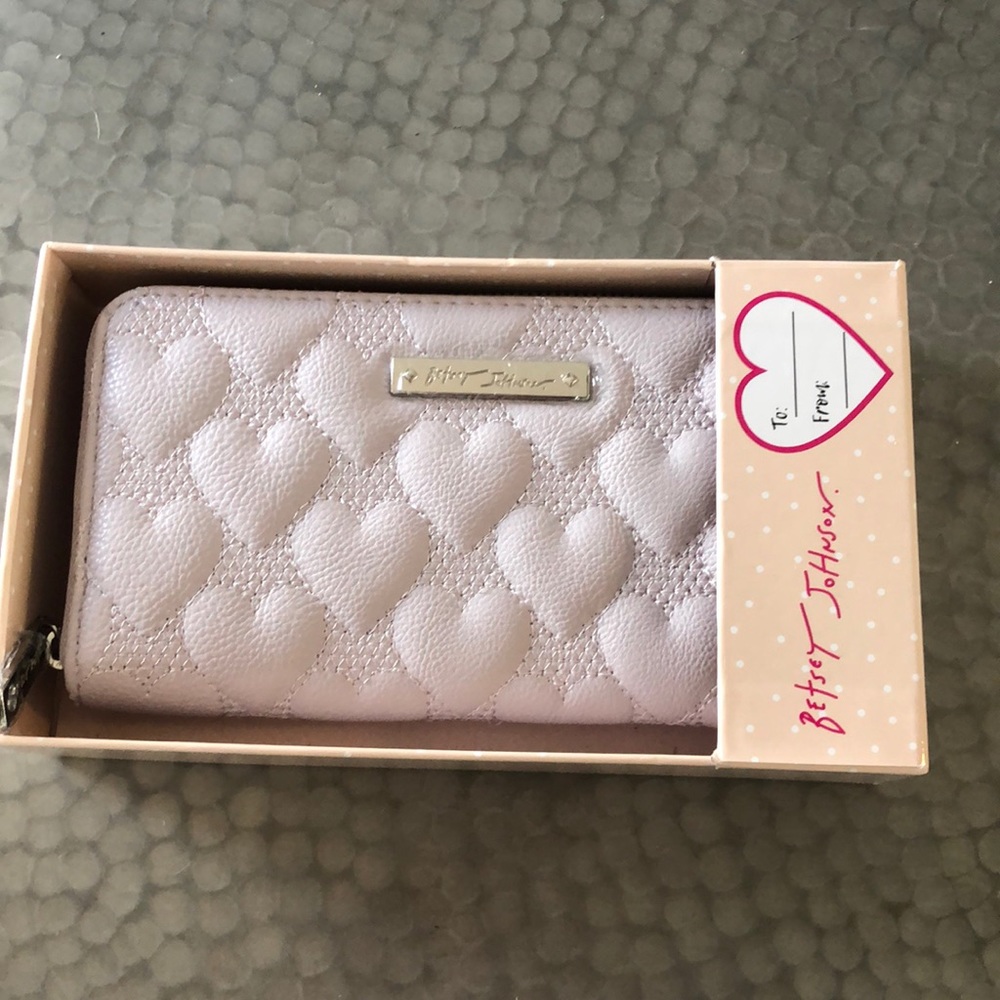 Betsy Johnson Lilac Heart Zip around wallet.
